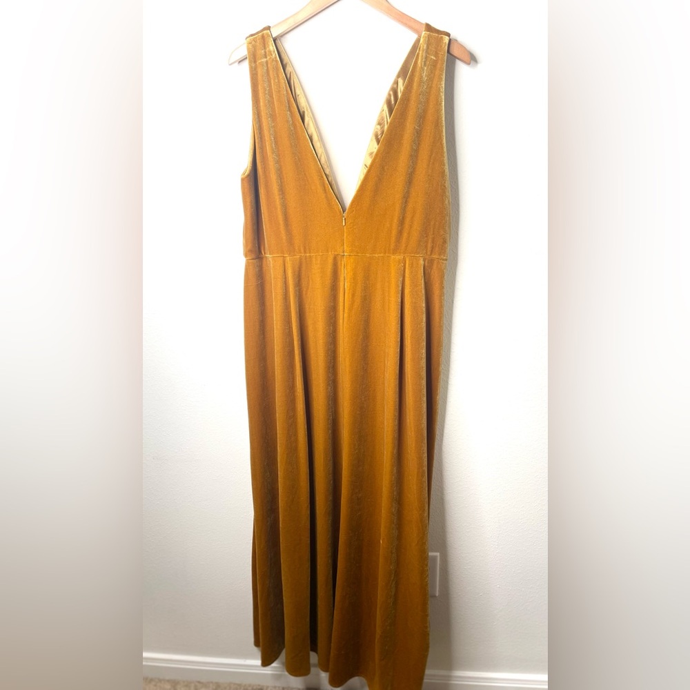 Jenny Yoo Velvet Logan Dress Size 20 Marigold - Picture 7 of 9